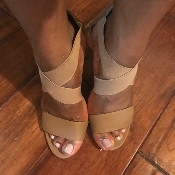 Steve Madden -  Heels - Picture 5 of 5